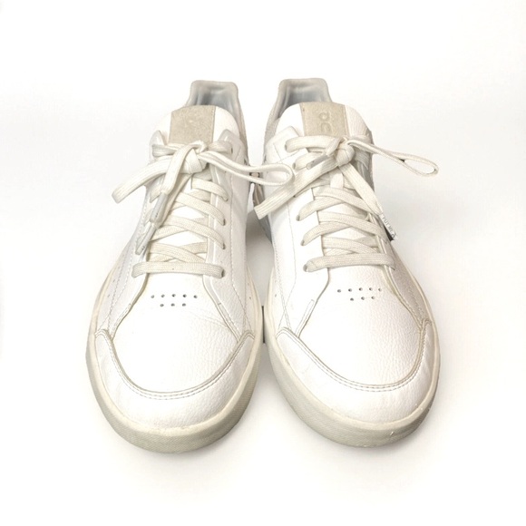 On The Roger Centre Court Center Low Top Sneakers White / Olive Mens Size 9.5 - Picture 4 of 7